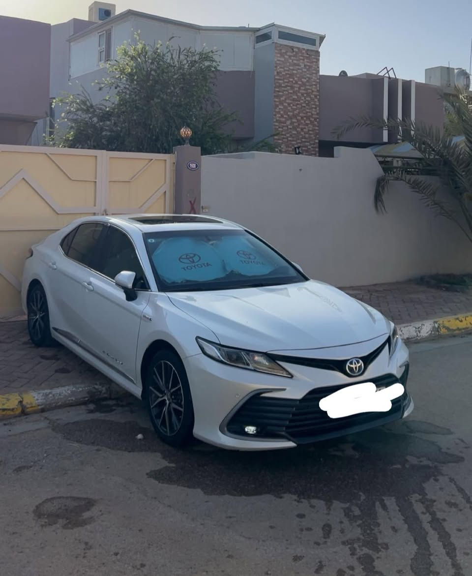 كامري موديل 2024
خليجي وكاله عبد الطيف 

مواصفاتها معروفه فول محرك 2.5 هايبرد 

السياره كفاله فقط بي دي ار براس الجاملغ 

السياره مغلفه ppf بالكامل وعازل حراري للجام 
والبيبان مغلفه والأرضيه مغلفه 

مكانها الرمادي 

***********
