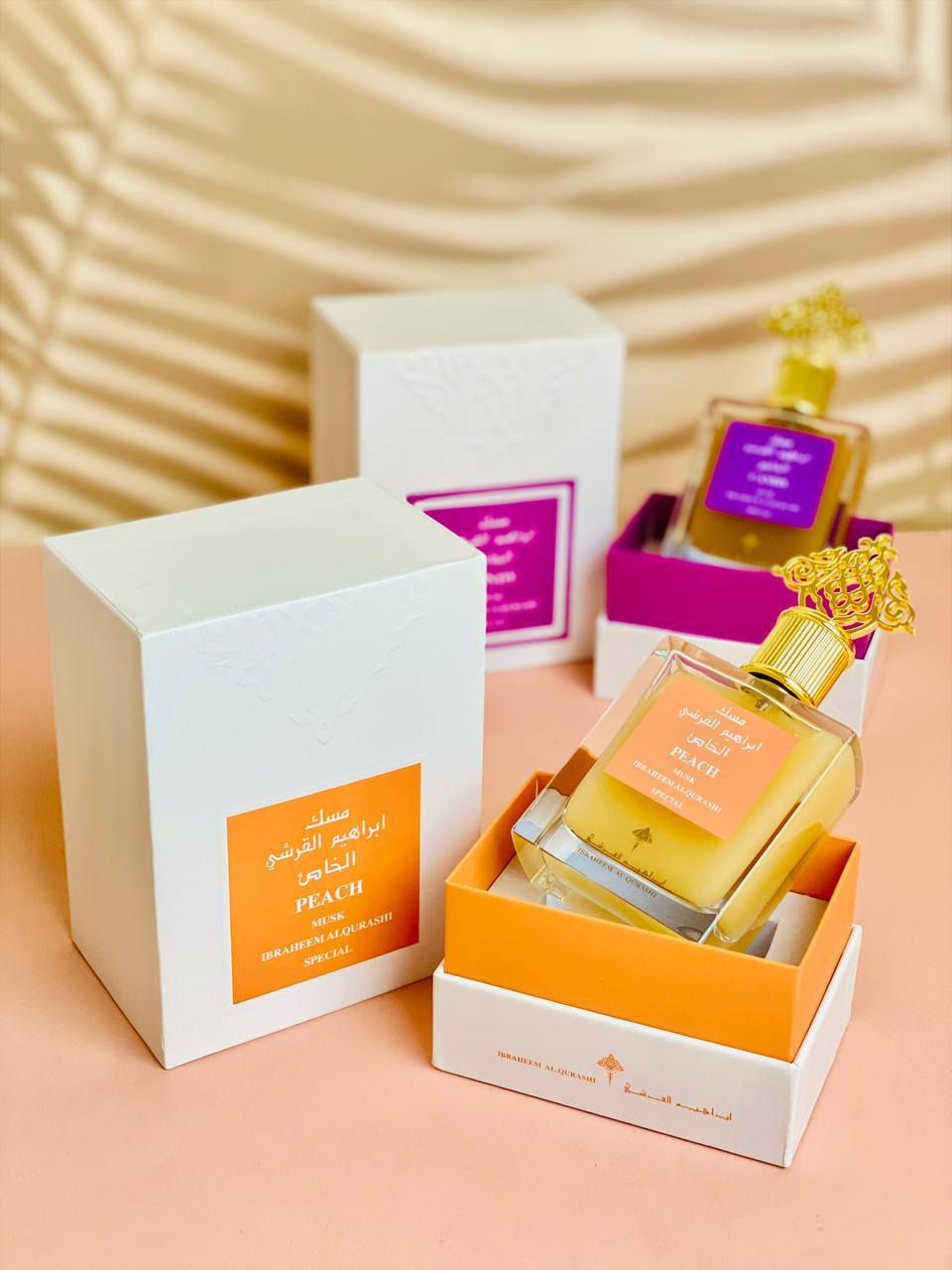 بدايتها مسك✨✨والعررض نارر بس يمي القطعه ب13
مجموعة مسكات ابراهيم القرشي ‌‎
توفروا ب 5عطور مختلفة 😍

🩷مسك السكر من ابراهيم القرشي
🧡. عطر مسك الخوخ المركز -75 مل
💜. عطر مسك كاندي المركز -75 مل
❤️عطر مسك الرمان المركز -75 مل
🩵. عطر مسك باودر المركز -75 مل

‌‎النوتة العطرية:
‌‎ • مقدمة العطر: برغموت 🍋، ياسمين 🌸، روز 🌹.
‌‎ • قلب العطر: القزحية 🌺، خشب الصندل 🪵، العنبر 🖤.
‌‎ • قاعدة العطر: المسك 🤍، الفانيلا 🍦، الكرمل 🍯.


**إذا كنت صاحب هذا الإعلان وتريد حذفه لأي سبب، رجاءا أرسل رسالة إلى الدعم الفني**