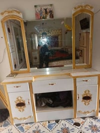 غرفة نوم البيع مستعجل على بيعه عراقي تصميم تركي تفصال 07863570631