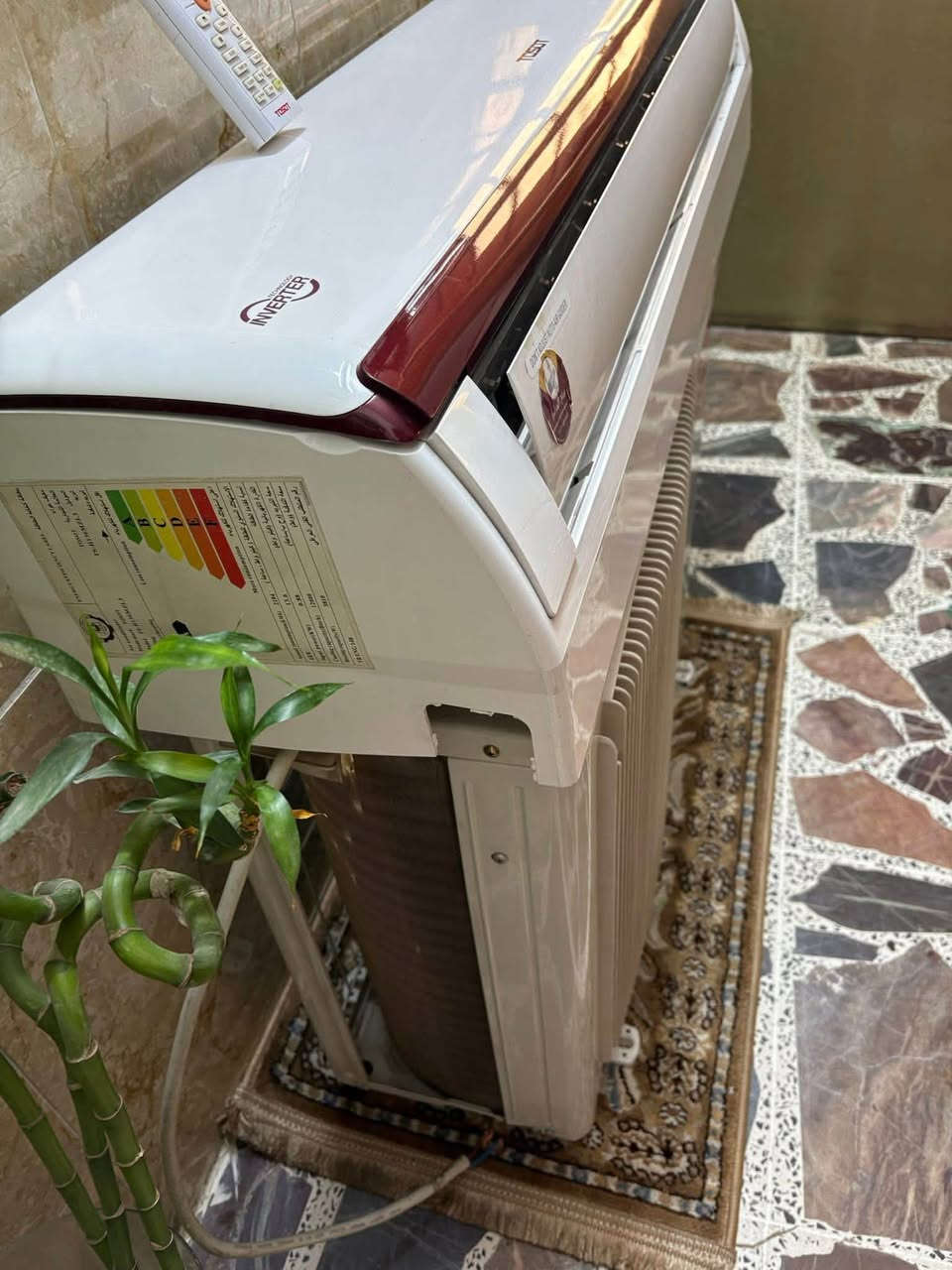 سلام عليكم
سبلت توسوت واحد ونص طن
1/5 طن حاربارد أنفرتر يشتغل على المولده 
بلادي ممصلح غازه مقفل  410
مع البوري وجميع ملحقاته
ظمان  10  أيام نظيف جدا
السعر  ٥٥٠ الف
بغداد حي الجامعه
***********
