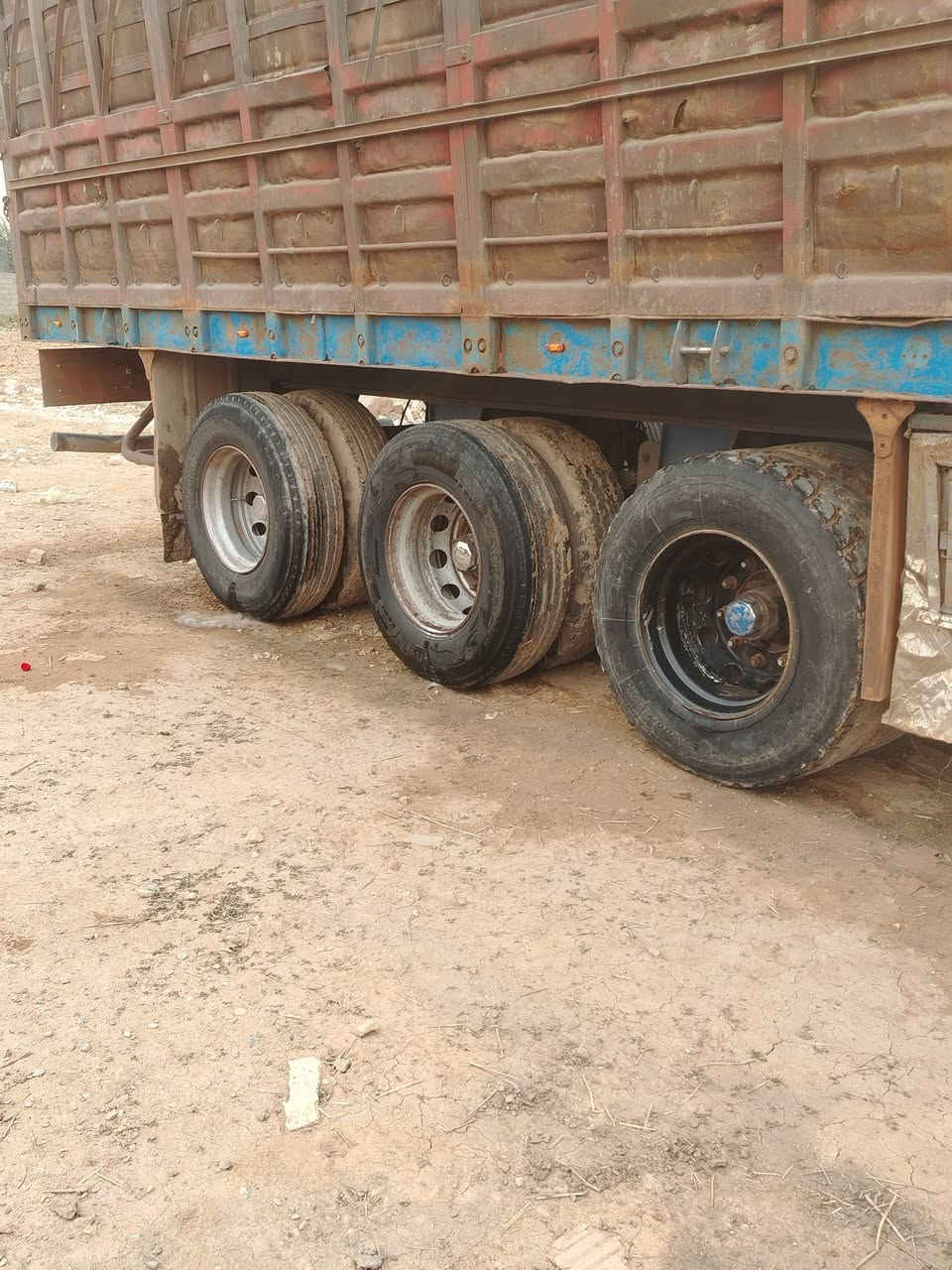 سلا عليكم ورحمة الله وبركاته
عربانه البيع تك اودبل
شاصي 16شريط 14
3دناكير عربانه خير من الله كهربائي شغله
تخم تاير سعر 90$ورقه ابيه مجال
رقم الانتصال ***********
