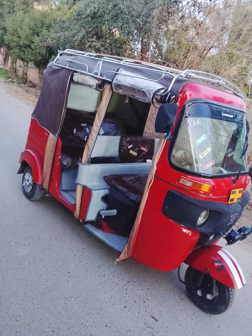 السلام عليكم تكتك لا بيع تكتك جاهزه خير من الله مناقصه شي موديل 17المكينه عشرين السعر 3600وبيها مجال بصيط الرقم ***********
