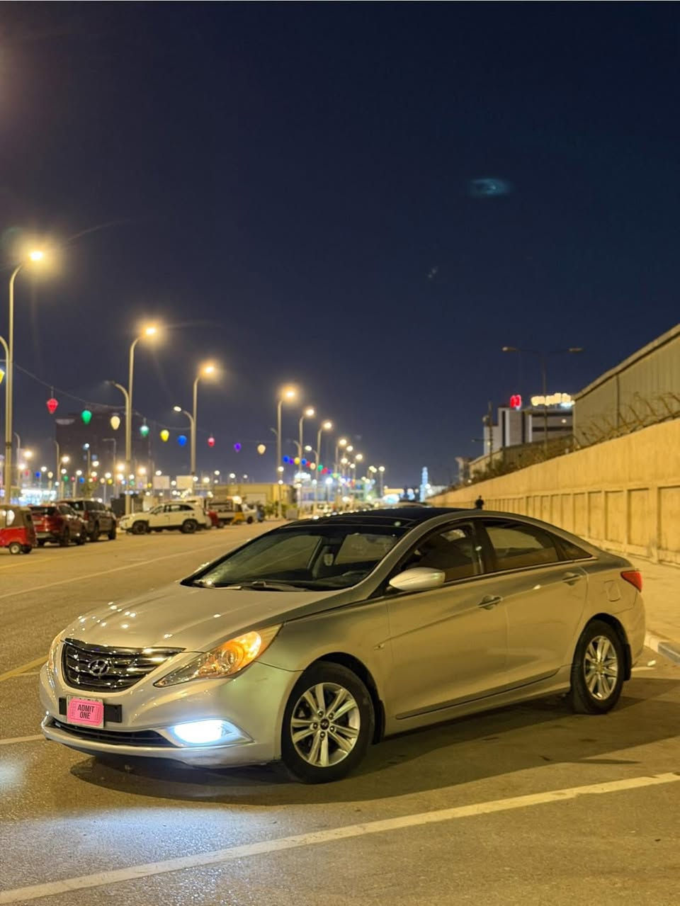 السلام عليكم   سوناتا 2014 أصل 

غاز غاز بلاد خط واحد وارد كوري بدون حادث
ادوات دخول جديد(( گصه جنطه ))
( متومه ارقام وسنويه شمالي الرقم الانكليزي )
فول مواصفات 
فتحتين سقف بنراما  تحكم ستيرن مري شفط كشنات جلد تدفئه وتبريد  حساسات خلفيه تبريد قطعتين امامي خلفي
كير ومحرك وحداديه وتبريد كفاله 
السياره كامله من كلشي تاخذها جاهزه للأخير
نضافه 100/100
#مكان البصره
#السعر  واي سؤال اتصل او واتساب ***********
