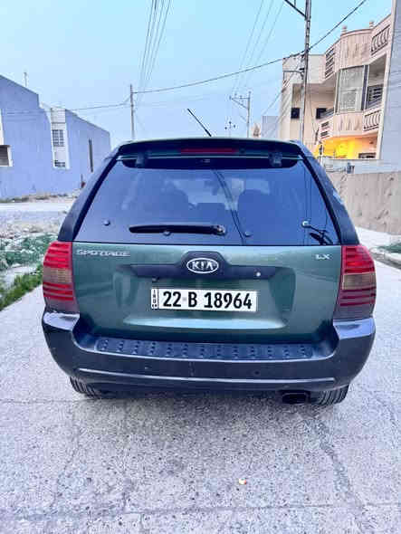 السلام عليكم ورحمة الله وبركاته 
سيارة للبيع كيا سبورتج موديل 2006 رقم اربيل مسطرة جديد سنويه جديدة كير اوتو تبريد تدفئه شغال كاميرا محرك لاصرف ولا نفخ بشرط تحويل ثاني يوم السيارة باسمي سعر السيارة 105 ومجال بسيط للطيبين للتواصل اتصل***********
