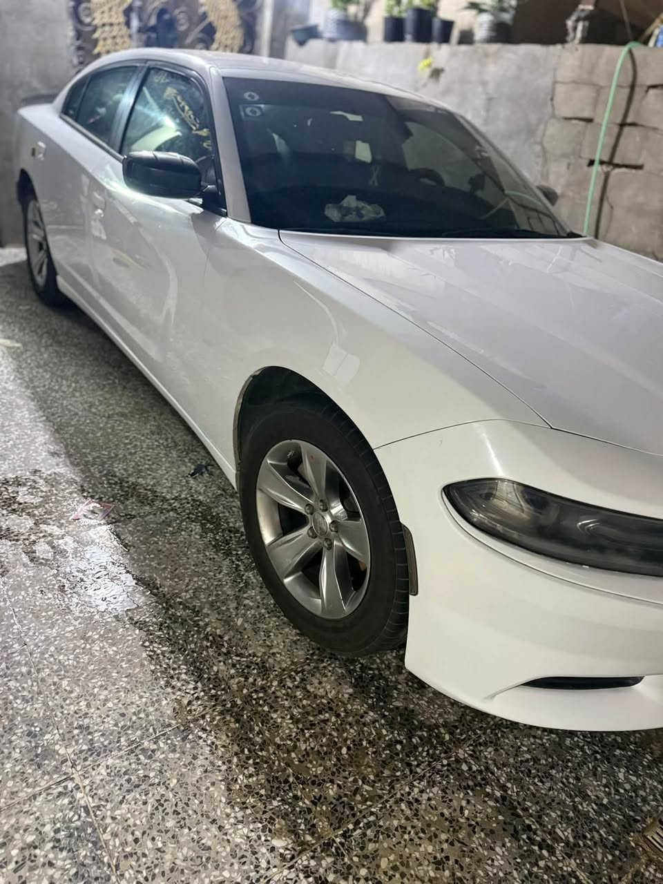 سلام عليكم شباب
دوج جارجر للبيع كنديه اس اكس تي كفاله موديل 15
رقم بغداد بسمي
بيها ملاحظات
تخم تاير جديد صدر جديد
سياره حلوه خير من اللّٰه
بيع مستعجل
سعر 195 وبيها مجال
عنواني بغداد رقم موبايل ***********
