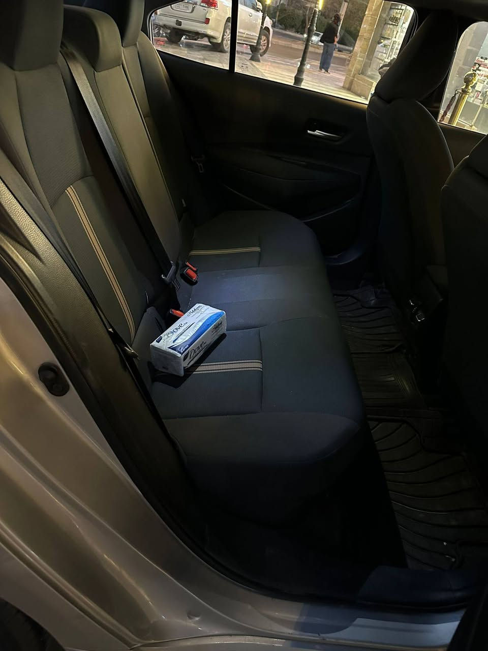 سلام عليكم
كورلا هايبرد صيني شكل الامريكي الوجبة الأولى 
الموديل ٢٠٢٤
الرقم بغداد تحويل ثاني يوم بأسمي
اللون شمباني ذهبي مميزالوحيدة بهيج لون
الممشى ٤٠ الف
المواصفات كامله عدا الكشنات مو جلد ولا كهرباء 
السعر ٢٣ مليون وبيها مجال
المكان شارع فلسطين 
للاتصال ***********
