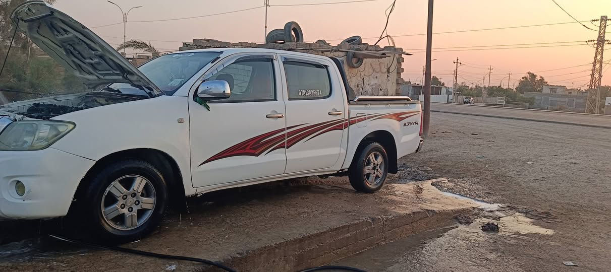 سلام عليكم
فلاونزه مديل 2010 
سياره بسمي سنويه 27
سعر 145وبيه مجال 
رقم ***********
