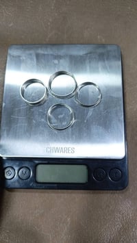 حلقات فضة ٩٢٥ • عرض ٤ قطع