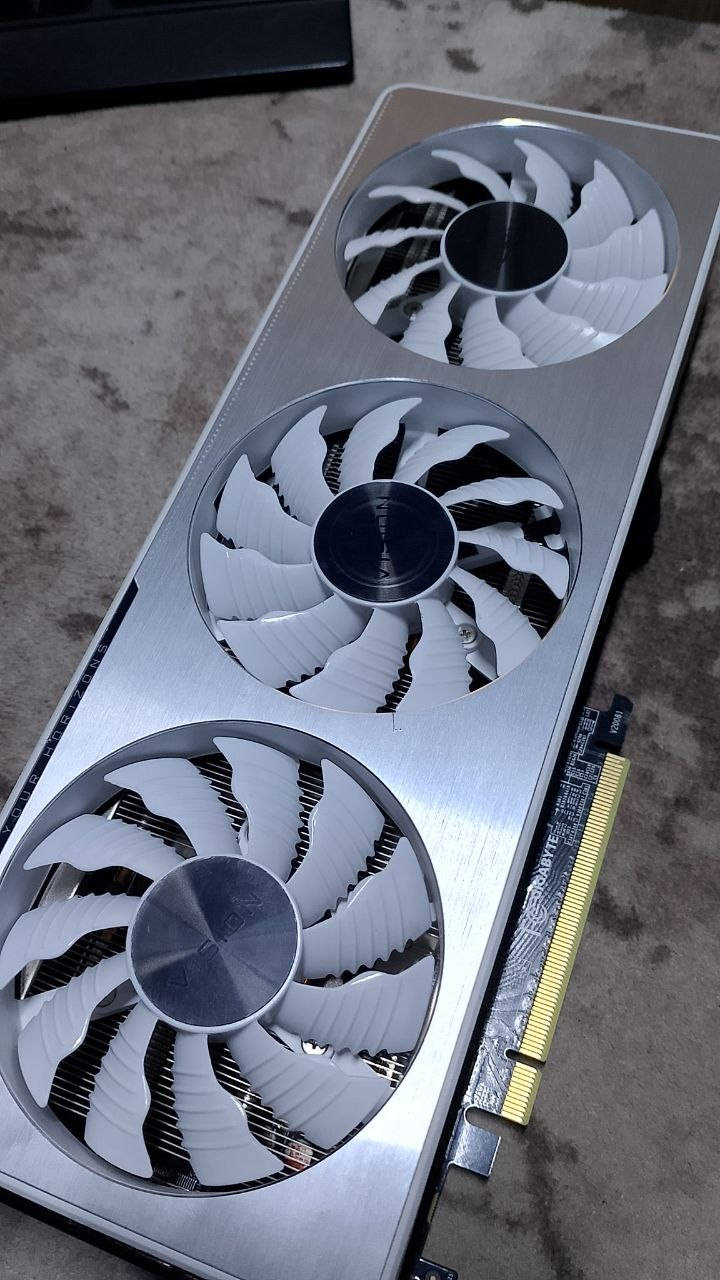 الموضوع: كرت شاشة RTX 3070 للبيع (على وضعه الحالي - لأصحاب الخبرة والصيانة)
السلام عليكم.. للبيع كرت شاشة RTX 3070 بحالته الحالية، موجه للفنيين المختصين أو لمن يحتاج قطع غيار أصلية.
تفاصيل الحالة:
الكرت كان متوقفاً عن العمل لفترة طويلة (مخزن).
من المحتمل جداً أن يكون قد تعرض للرطوبة خلال فترة التخزين.
عند التشغيل تظهر خطوط ملونة (Artifacts) على الشاشة.
النظام يقرأ الكرت مع وجود خطأ Code 43.
الكرت لم يفتح من قبل ولم تجرَ له أي عمليات صيانة أو تسخين.
البيع على وضع الكرت الحالي (كما هو موضح)، وهو فرصة جيدة لمن لديه الخبرة في التعامل مع أعطال الرطوبة أو يحتاج لمكونات الكرت (Parts).
المكان: (دهوك / دوميز) السعر: (أرسل سعرك على الخاص)
للتواصل، يرجى مراسلتي عبر الرسائل الخاصة.


**إذا كنت صاحب هذا الإعلان وتريد حذفه لأي سبب، رجاءا أرسل رسالة إلى الدعم الفني**