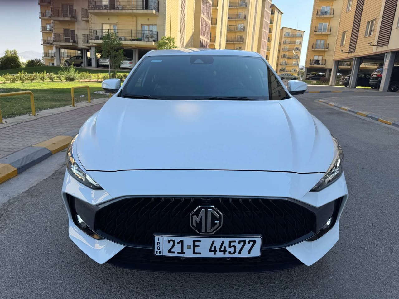 بەناوی خوای گەورە 
شتی لۆک و دانسقە mg gt 2024 luxury قەپات مواسەفات سفری شەریکە 6 ساڵ زەمان 
مەکینە 15 turbo
خۆم بە سفری رام کێشاوە 
مواسەفات 
فوول مواسەفات شاشە ئەلیکترۆنی گێڕ کوبرا ئاوێنە ئیشارەت و ئاوێنە ئەخەوێت برێک بەسمە ئۆتۆ هۆڵد ناو سوور گێڕی سەر سووکان تەبرید مەرکەزی خەتی جادە و ڕادار 4 کامێرا سڵاید سوکان ڤۆلیۆم کوشن کارەبا تەحدید سورعە لیدی ناوەوەی مارسیدسی بۆ دانراوە و پێش و دوای لیدە حاسەی دواوەی هەیە و کیتابی جام ڕەشی مرووری هەیە %80 سەنەوی و هەزە و بەڕادی تازەیە و با ناوی خۆمەوەیە  و کامل جوانکاریم بۆ کردووە و تەنانەت دەعامیەکانیشی ppf ئۆتۆمبيلەکە23 هەزار ڕۆشتووە 
شوێن سلێمانی 
*********** السليمانية, العراق
