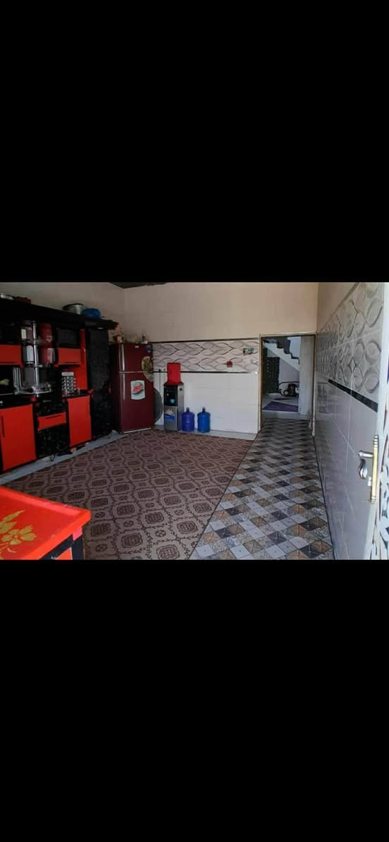 دار سكن للبيع 🏠 طابو زراعي سند 25  300 متر  بااسمي بي  🌹
  وراء عمارات الزيتون غرفتين🛌🛌 نوم وصالتين وبراني ومطبخ🌹 وصحيات داخليه وخارجيه وطارمه 8 *12 وبي محل بالمقدمه الاساس كونكريت رفت السطح شتايكر + ايزو كام بيت كلش حلو ونظيف سعره حلو 43 بيه مجال شراي بخير وتدلل 🌿♦️🌹
وبي خطين كهرباء 
#اي استفسار اكثر واتساب ☎️
#الاتصال‏‪***********‬‏📞
#الثاني‏‪***********‬‏☎️
