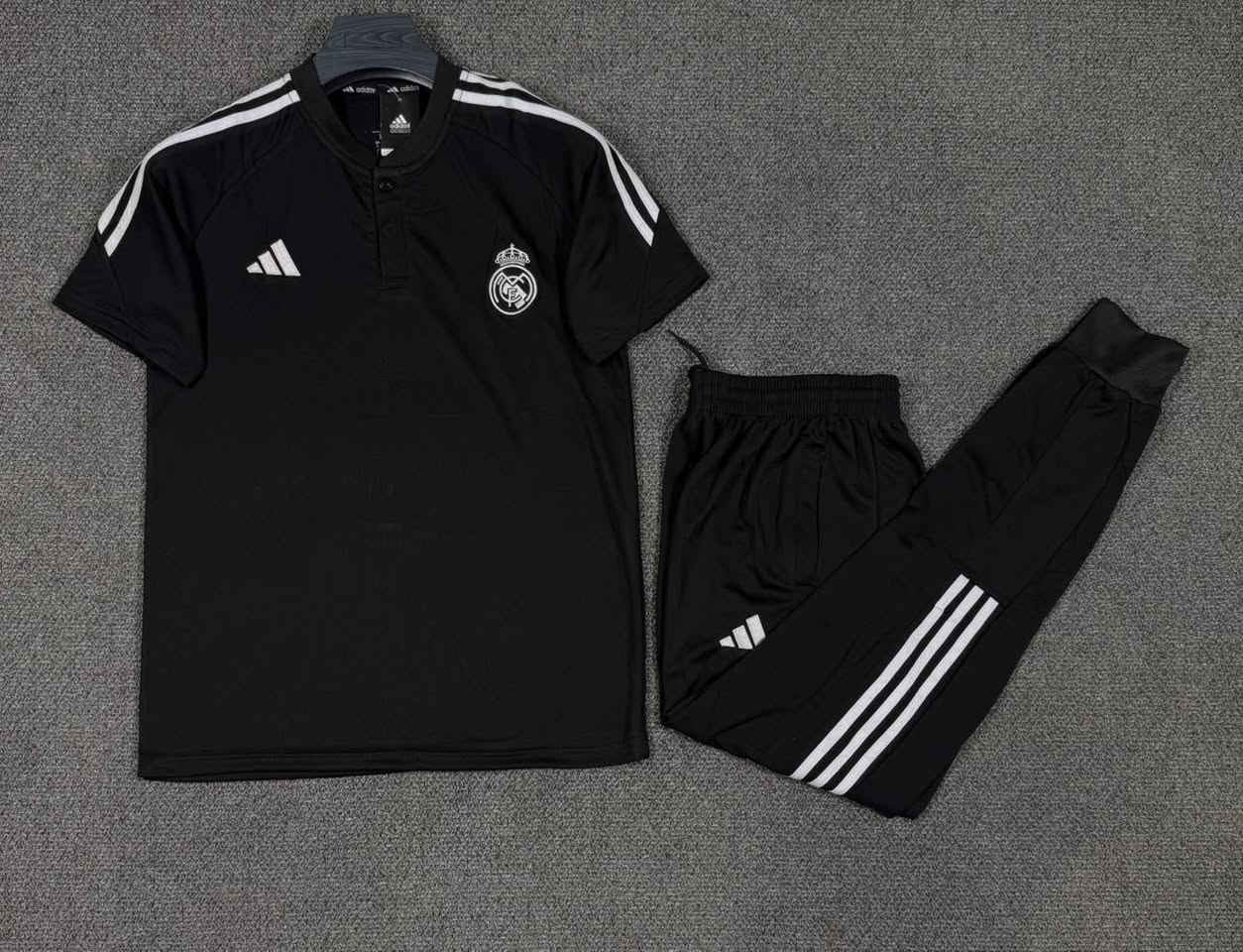 فقط 13 الف 
تراك اصلي خامه فوول 
حله نادر الثانيه قرب مدرسة الوائلي الابتدائية مقابيل البان سيد كامل ***********
😇😇😇
