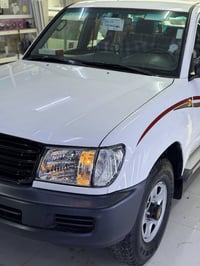 نرخ :118 گەڵا و مەجالێکی کەم مۆنیکا 2005  مانگی 4  دوبەی (علوج) سەیارە...