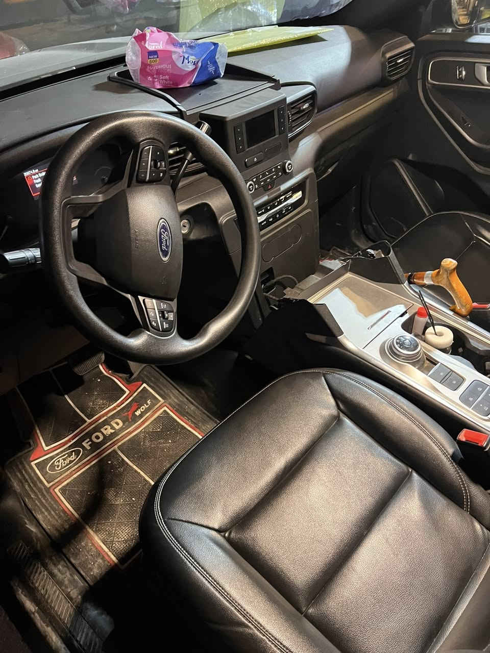 Ford Explorers Police 2023 V6
اكسبلورر بوليسي هايبرد حادث السياره بارد بالصندوق على گد كف اليد بدون تبديل بدون ايرباك السياره ماشيه 20 صبغ 4 ابواب لانه اجت من امريكا بيبان لون ابيض السياره مكفوله من الحادث عدا باب الصندوق بي بارد مرقم بغداد بأسمي اني المستورد شادلهه كشنات مال لمتدد سياحي 7 راكب ومشتريلهه فرس بعده ما مشدود انطي وياها الارضيه مغلفه جلد وعازل حراري السعر النهائي بدون عمله 190 بدون مراوس رقمي ***********
