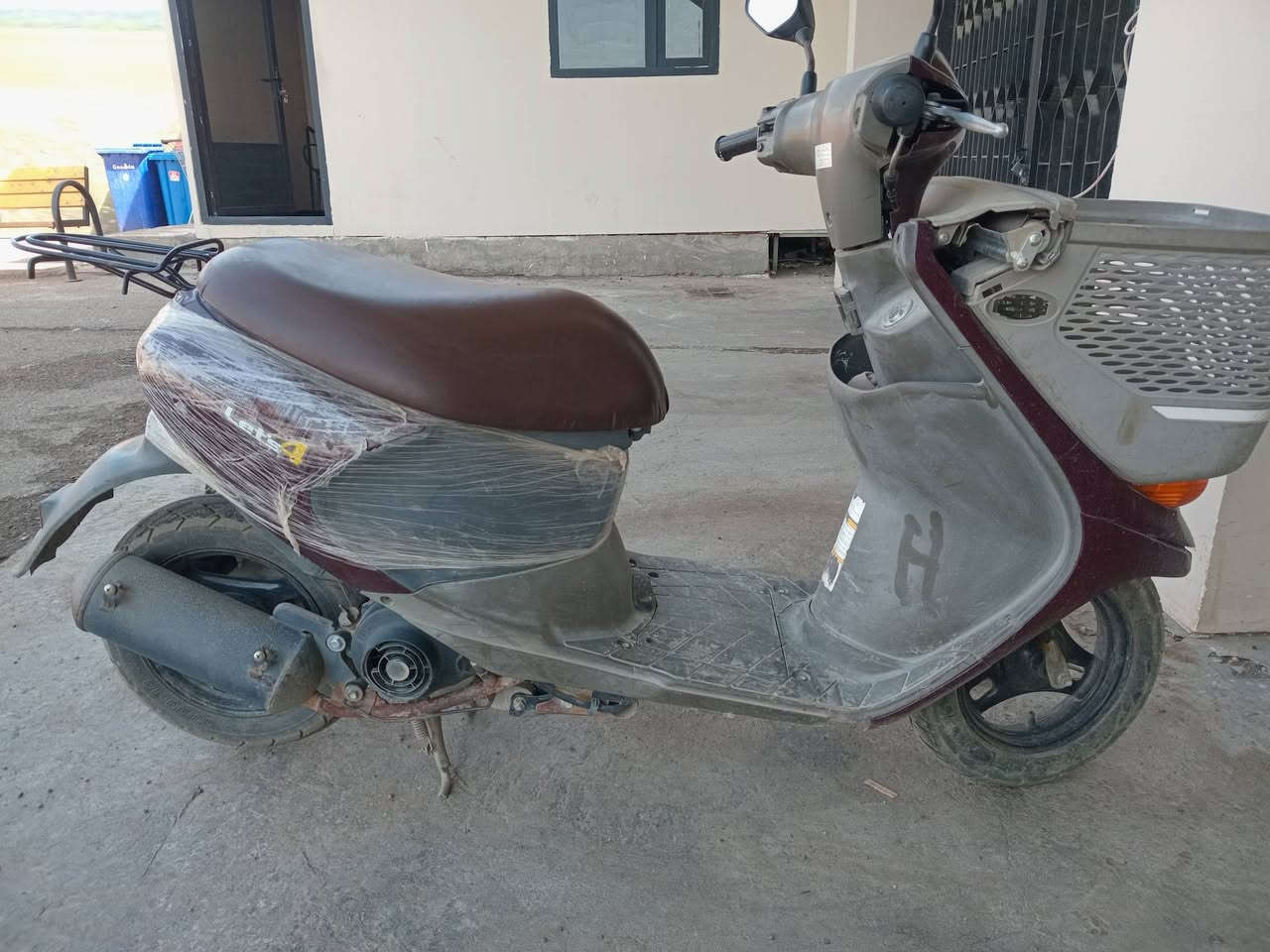 للبيع دراجه نضيفه محركها نضيف وشلعه حلوه 
نقصها بس الكيلومتر ميشتغل 
الدراجه نكره سلف سعرها ٣٠٠ الف وبيها مجال بسيط


**إذا كنت صاحب هذا الإعلان وتريد حذفه لأي سبب، رجاءا أرسل رسالة إلى الدعم الفني**