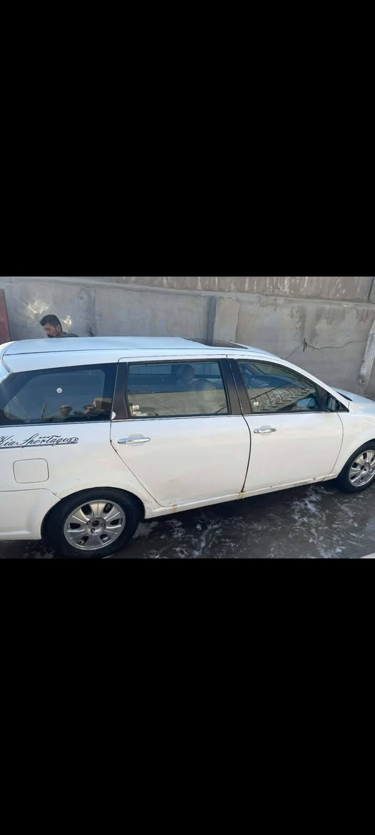 السلام عليكم شيري استرا 7 راكب رقم بغداد راعيها بل نجف يريد تحويل السياره كير ومحرك  بلادي مكينتها بيها خربطه بس تمشي مابيها شي لا تبخير ولا تنقيص رقم بغداد صدرها حلو تايراتها نضاف تخم ويل كب السعر 38 أو مراوس بسياره أقل وأخذ فرق


**إذا كنت صاحب هذا الإعلان وتريد حذفه لأي سبب، رجاءا أرسل رسالة إلى الدعم الفني**