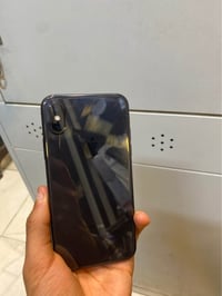 ايفون اكس ماستر تليفون مضمون يخبل فقط بطاريه اصليه مبدل كله شغال ١٠٠/١...