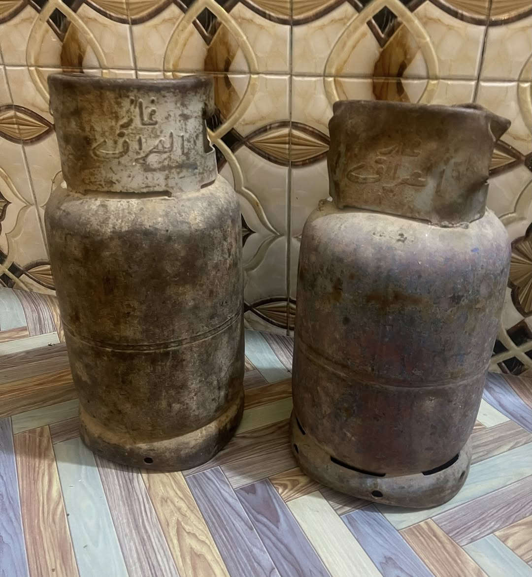 دبات غاز يرانيه السعر الواحده ٤٠ مكان مدينة الصدر قطاع ٢٦


**إذا كنت صاحب هذا الإعلان وتريد حذفه لأي سبب، رجاءا أرسل رسالة إلى الدعم الفني**