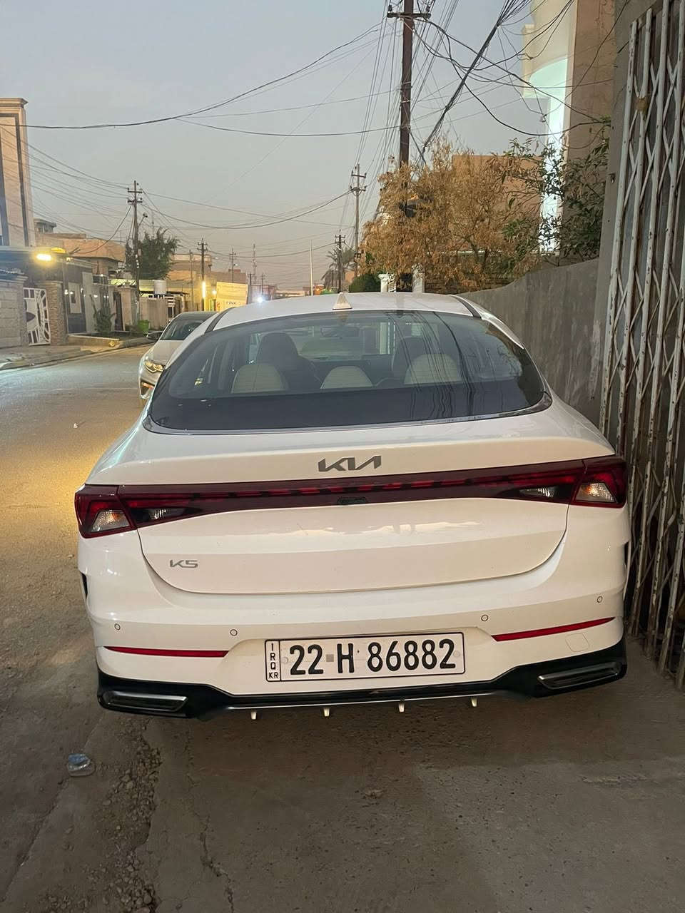 اسلام عليكم

K5 خليجي
 مديل 23
رقم اربيل بسمي
بيها صبغ كلش بصيط موضح بل صوره
فول مواصفات ماعدا بانوراما
كشن جلد
تحكم ستيرن
كشن كهرباء 
شاشه 
كامره
 
السعر202 وبيها مجال
 
***********
