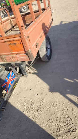 ستوته البيع دوات مكاني قضه المدينه فلكت الخاص سعر ٥٥٠ وبيه مجال قليل ***********
