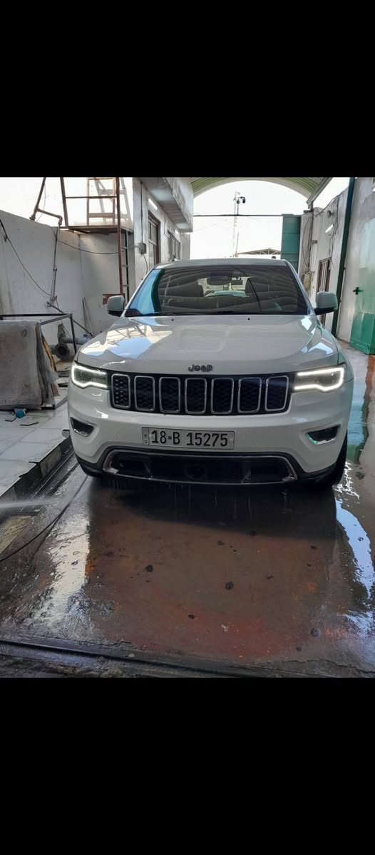 سياره جيب لاريدو لمتت وارد ياباني محور شركه 6سلندر كاز سعر 225ورقه  ***********
