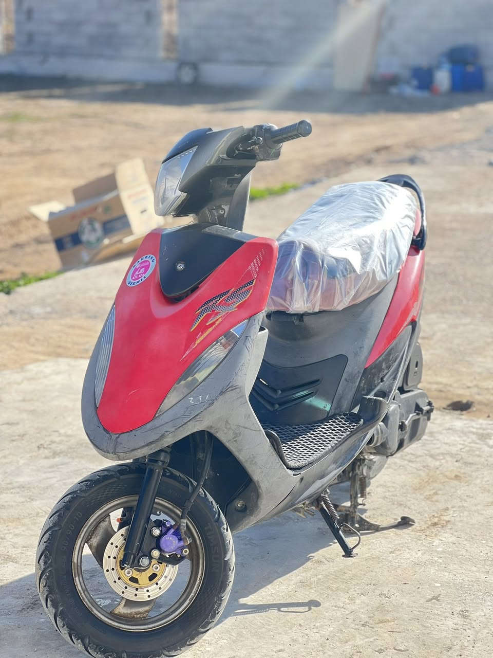 السلام عليكم ماكس عدله شغاله نكره سلف وهندر دراجه  محلهه فولل احلا من صور كلهه بلاديه مال رمبه مكينه خرسهه مكفولهه من كلشيي كهربائيات كله شغاله سعره750 مكاني بغداد تقاطع النهروان رقمي.   ‭0788 655 7938
