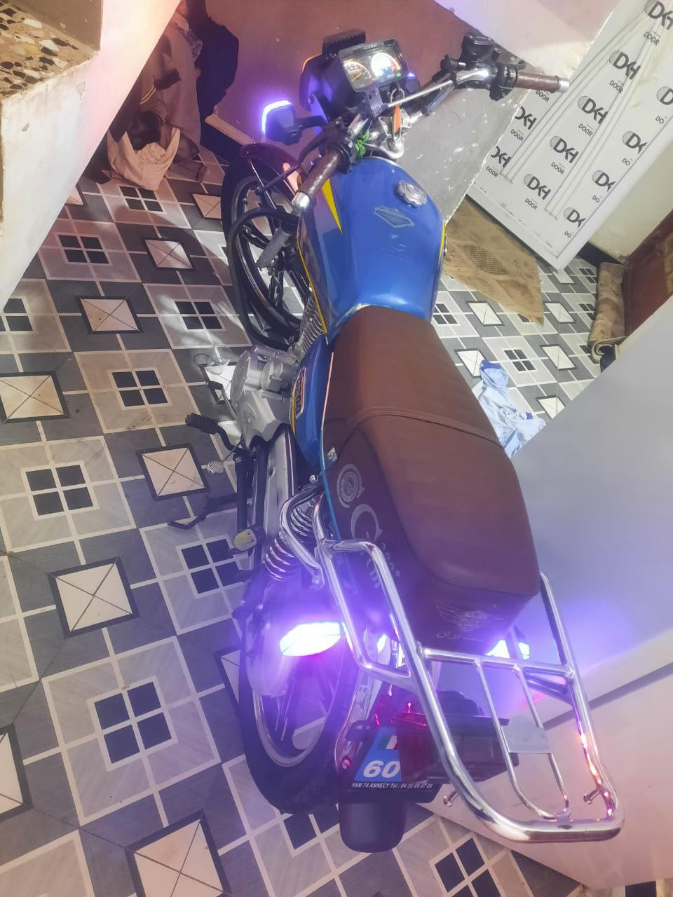 إيراني سونك للبيع موديل 24 تشغيل عن بعد نضافه100/100 السعر 650 وبيه مجال ***********
