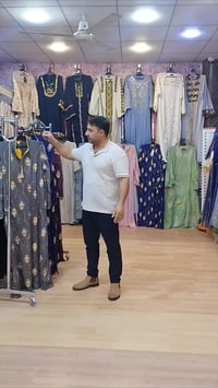 موديلات جديدة • أزياء دبي • كلار شارع اندزياران