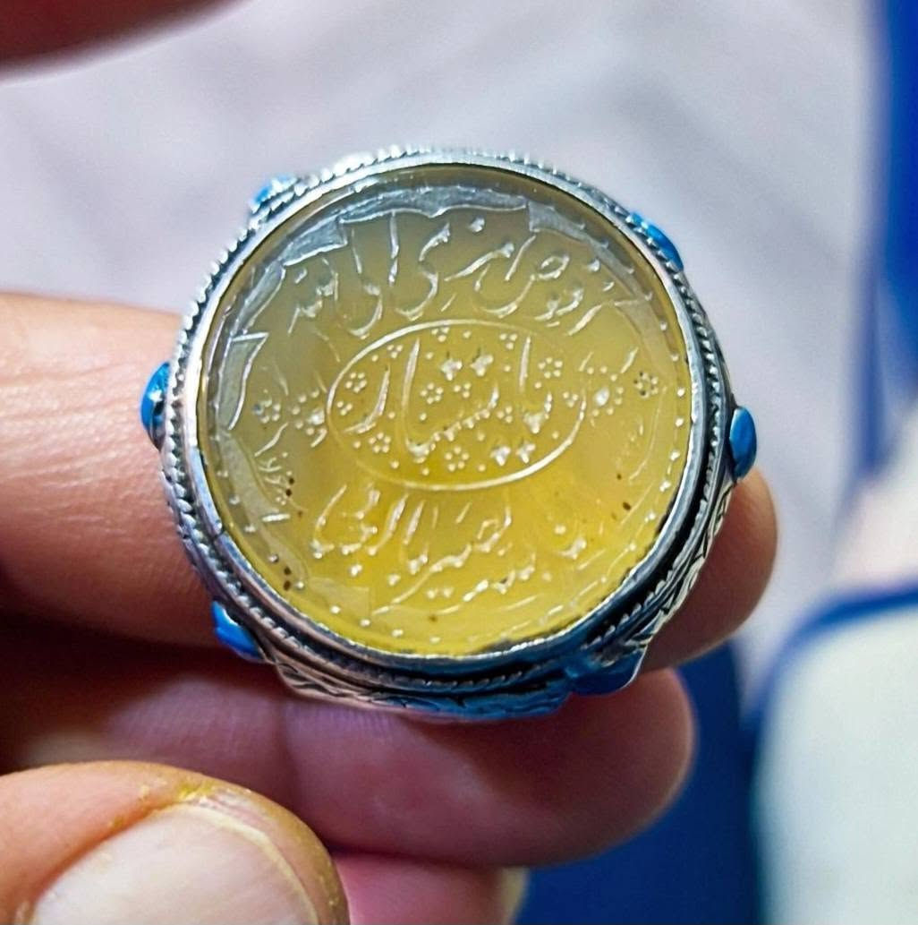 للبيع قديم شرف شمس وطف مصور ذيب


**إذا كنت صاحب هذا الإعلان وتريد حذفه لأي سبب، رجاءا أرسل رسالة إلى الدعم الفني**