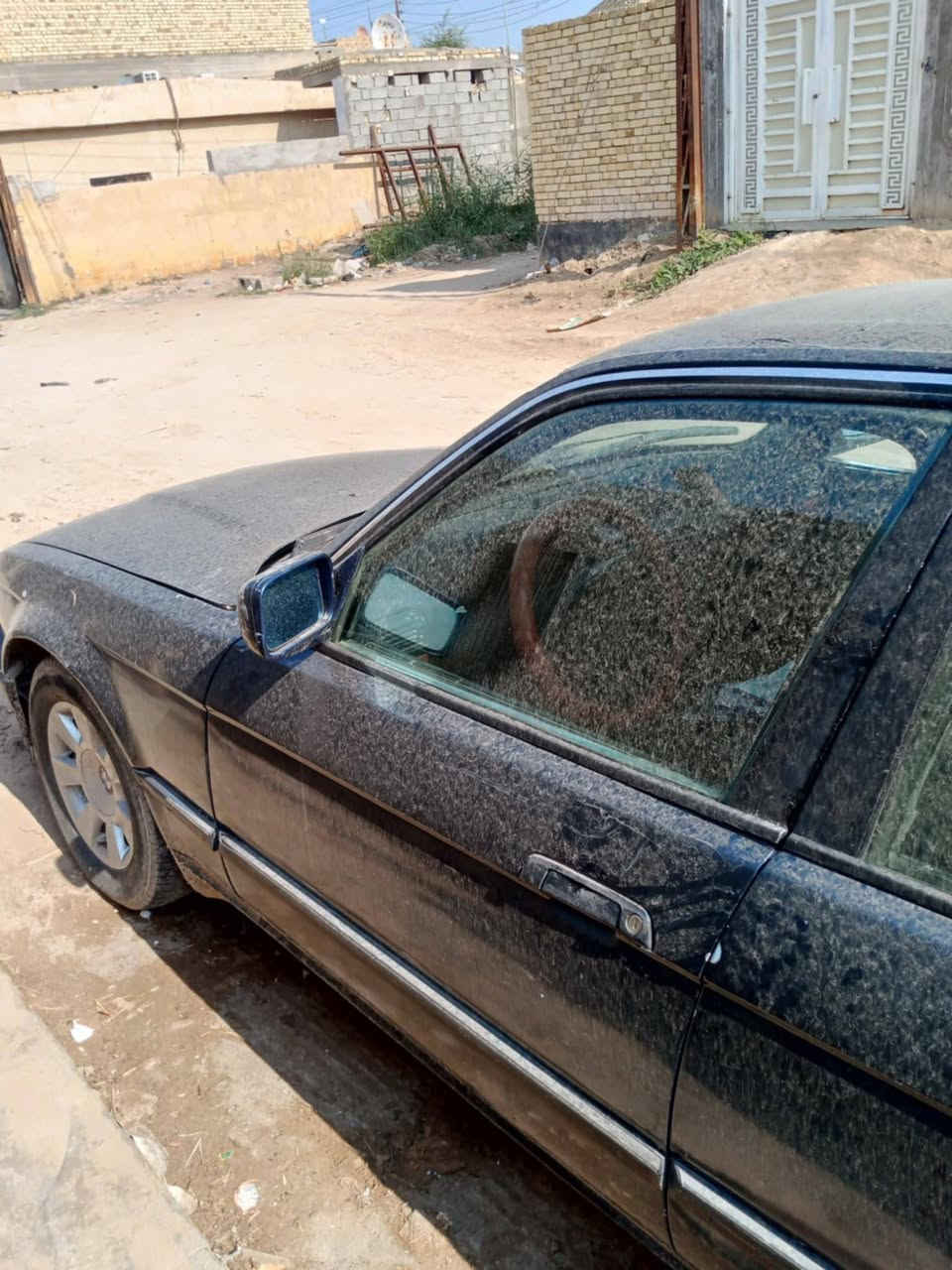 السلام عليكم 
بي ام 735 محرك 8 سلندر كير
تمساح 
محرك وكير شرط تخم تأير رقم بغداد صدامي 
راعيها ما اندله ابيع كوم حديد السعر 16ورقه
العنوان ناصريه

‏‪0773 462 0734‬‏
