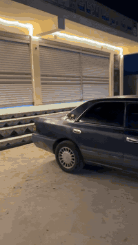 للبيع او للمراوس 
راس الثور موديل 1998 
ادوات كصة تكم فقط
كير محرك شرط
محرك ففتي 
صدر امامي جديد 
صدر خلفي جديد 
زنون عالي ناصي
تايرات 4 جدد 
السعر 18  وبيه مجال
مكانها تكريت العلم
***********
