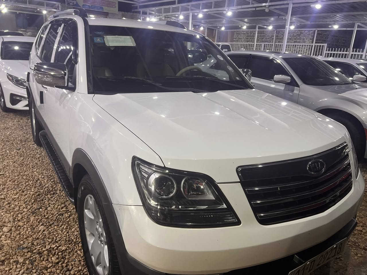 السلام عليكم
كيا مهافي موديل 2012 فول موصفات لاخير 6 سلندر 7راكب فتحه بصمه شاشه حساسات  كفاله. عامه. من الضربه والصبخ تبريد حداديه جديده رقم بغداد باسمي مكاني حله الكرامه استفسار ‭0776 386 3490‬
