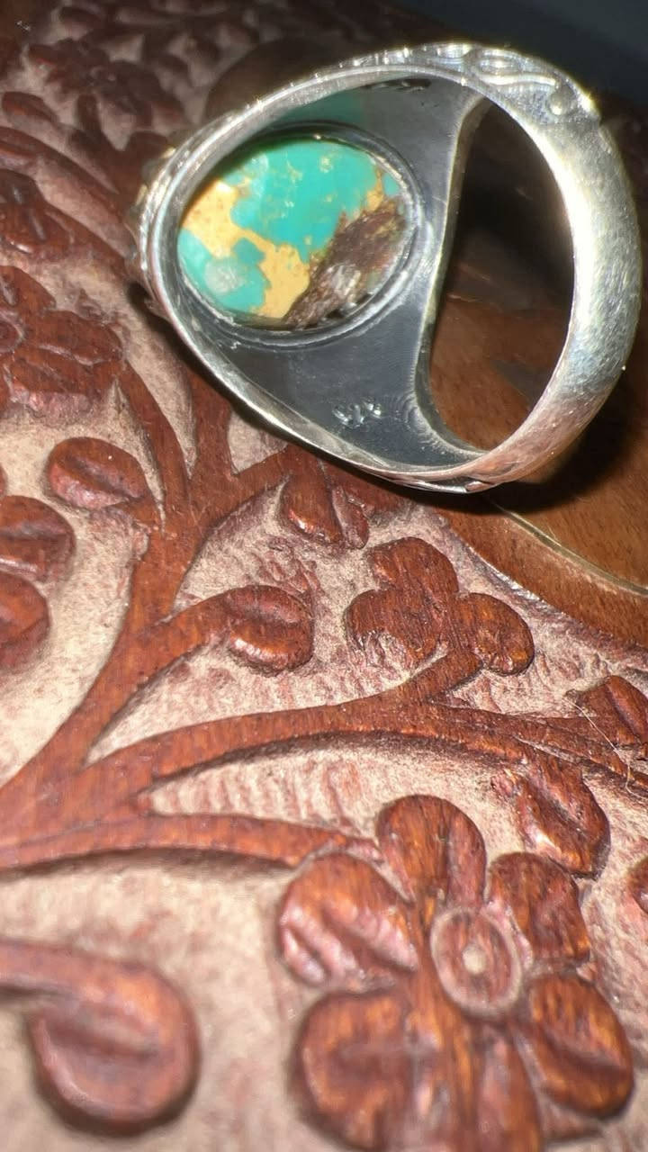 سلام عليكم قطعه نادره وتحفه وبلعافيه ع الي ياخذه تفاحي نيشابوري ذكه صياغه ايرانيه وضخمه خاتم ضخم ونقي غير ملبوس السعر ب175 الف قفل واكو توصيل خاص مفتوح


**إذا كنت صاحب هذا الإعلان وتريد حذفه لأي سبب، رجاءا أرسل رسالة إلى الدعم الفني**