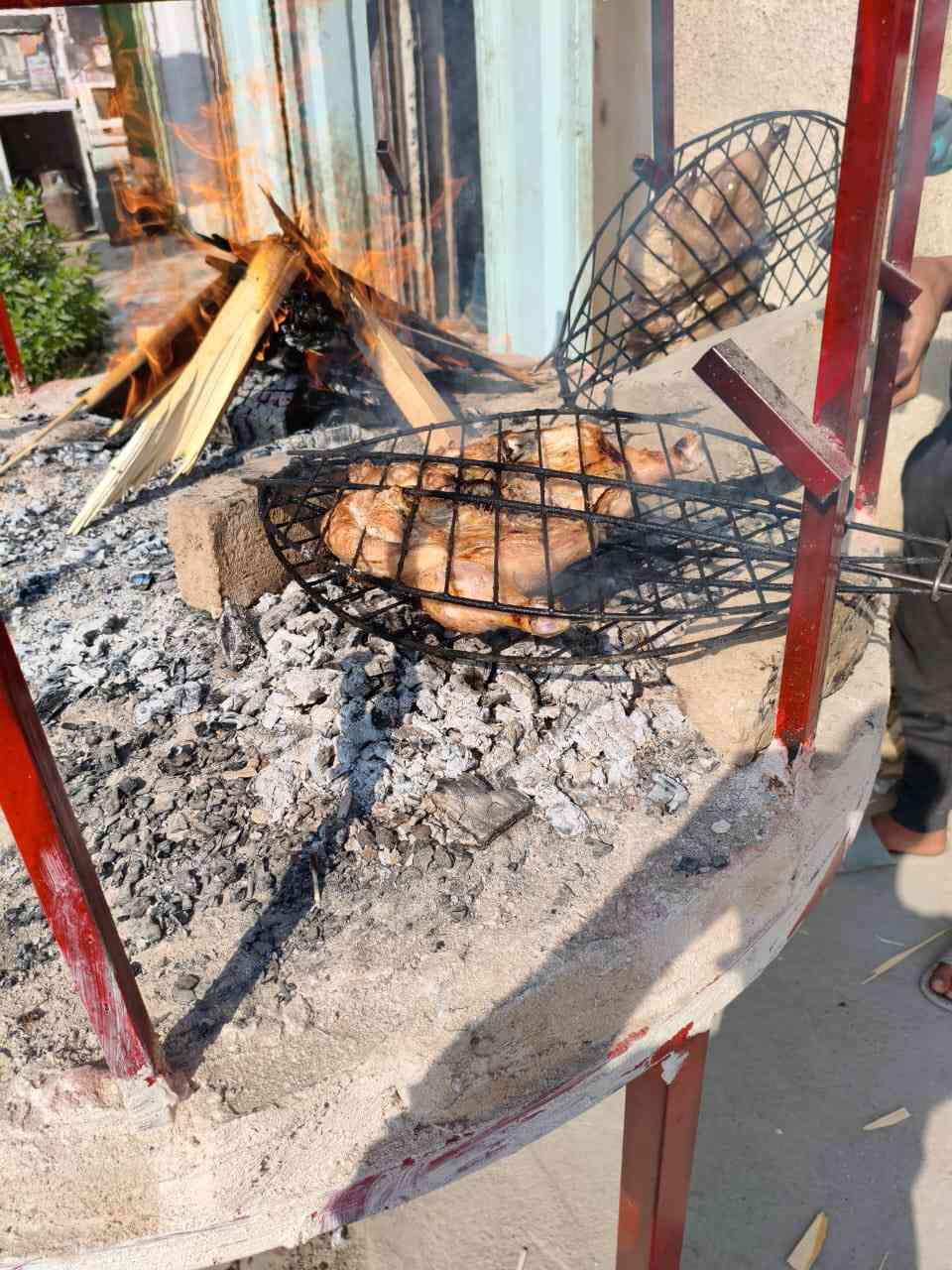 (مشويات و مسكوف النهرين)
سمك مسكوف👌
دجاج🐓((شوي 🔥) 
الاسماك 🐋 والدجاج شوي وبدون شوي 
كل ما تتمناه الانفس موجود

اليريد الحموضه والطراوه وكلشي تلكاه عدنا...
للطلبات
واتساب‭***********  
***********
العنوان اللطيفيه حي المزرعه  

يوجد خدمه توصيل
