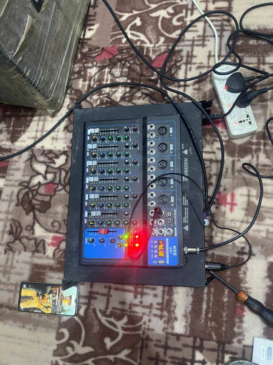 سلام عليكم بور 1000 مفول اصلي وجهاز اخسر 1000 يشغل 6سمعات موتربو  البيع شرط عل فحص تريد تقره بي تريد فتح قصيده ***********
