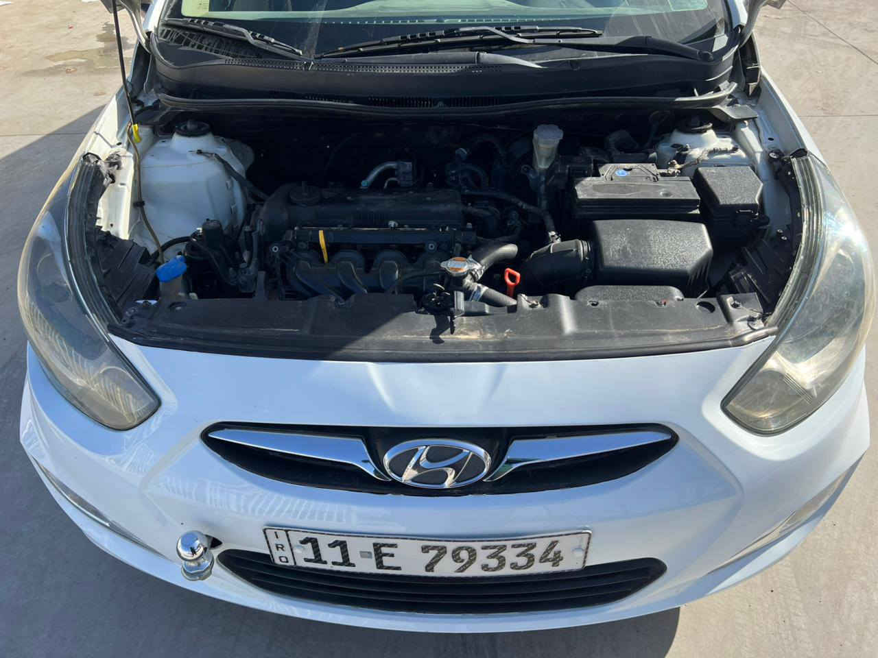 السلام عليكم اكسنت موديل 2015 بسمي السياره سونار موجود عندي 
وارد خليجي  محرك 1600 دبل قطره
تبريد شغال خير من الله
سياره كفاله من الصبغ والضربه
5 ويل كب* فتحه سقف * مانع ازلاق * نظام ايكو *تخم تاير جديد * باتري جديد * دوشمه كشنات *  الاتصال *********** بغداد المدائن
