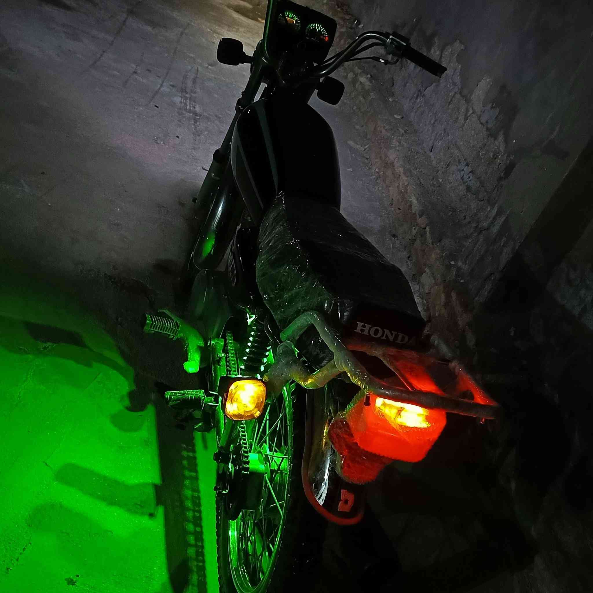 دراجة ارشة كلك كلك للبيع
مكان الديوانية الحمزة الشرقي  سعر (300) 
***********
