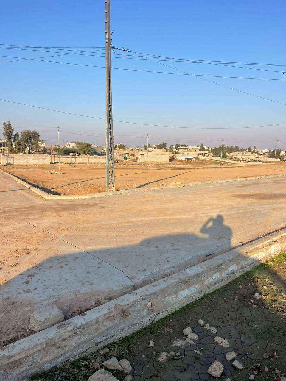 للبيع قطعة مساحه 120 متر
السند زراعي 25 جمعية الزراعة📄

الخدمات ماي كهربأ تبليط

العنوان قوسيات ملحق جمعية الزراعة مكان مميز🪄

الارض على تبليط مباشر

سعر القطعة 15 مجال شي قليل
تواصل والاستفسار اتصال
كورك ***********
اسيا ***********
