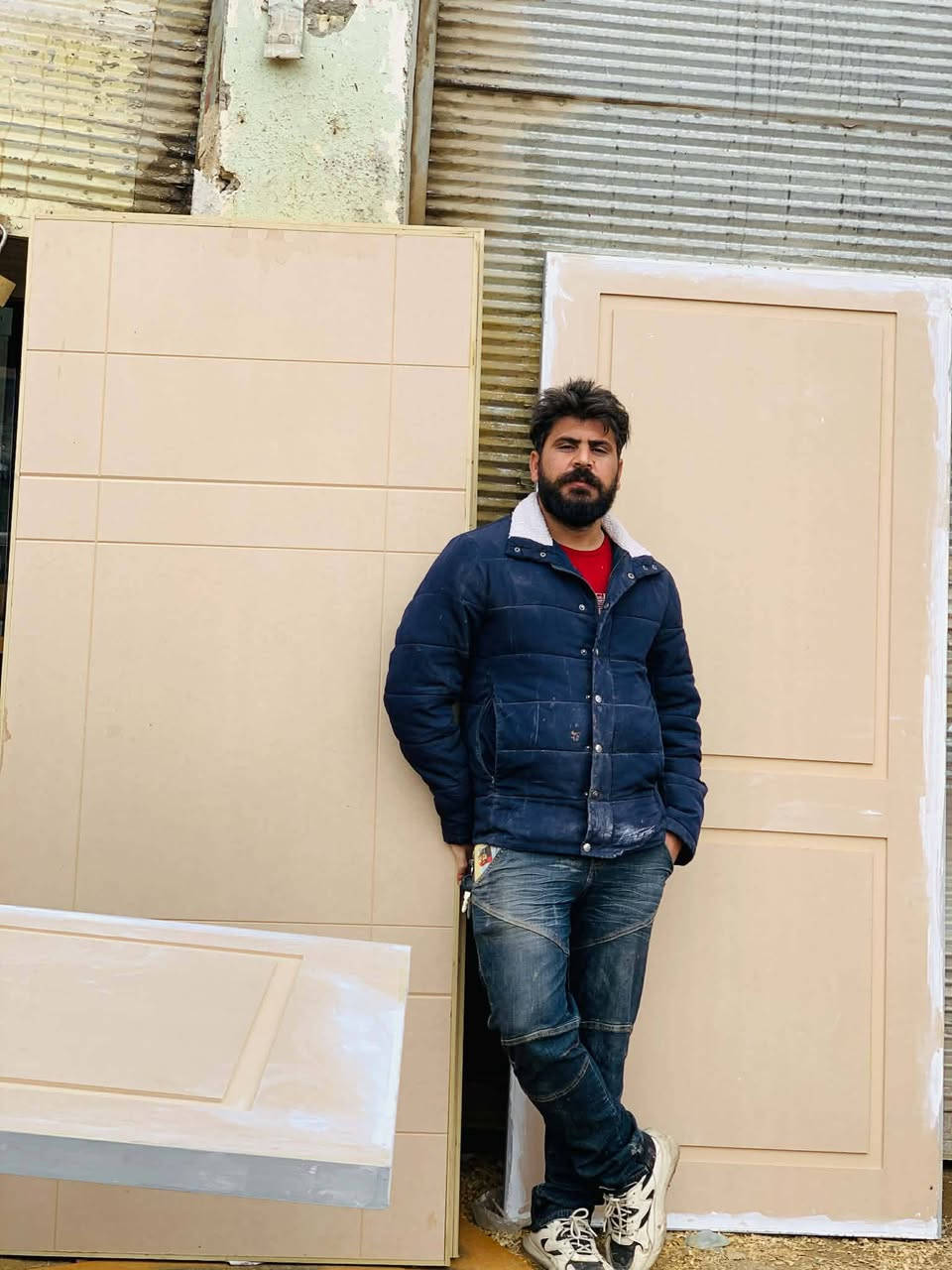 نجارة العگيد 
مستعدون لتجهيز البيوت السكنيه بافضل انواع الابواب وانسب الاسعار 
ابواب تزكام درجه اولى 
اصباغ حراريه حسب الطلب 
الاسعار مع النقل والشد 
يعني يوصلك وينشد تاخذ باب كامل
بالاضافه مستعد لتجهيز المقاولين 
وبناياة الدوله 
للحجز والاستفسار واتساب
***********
