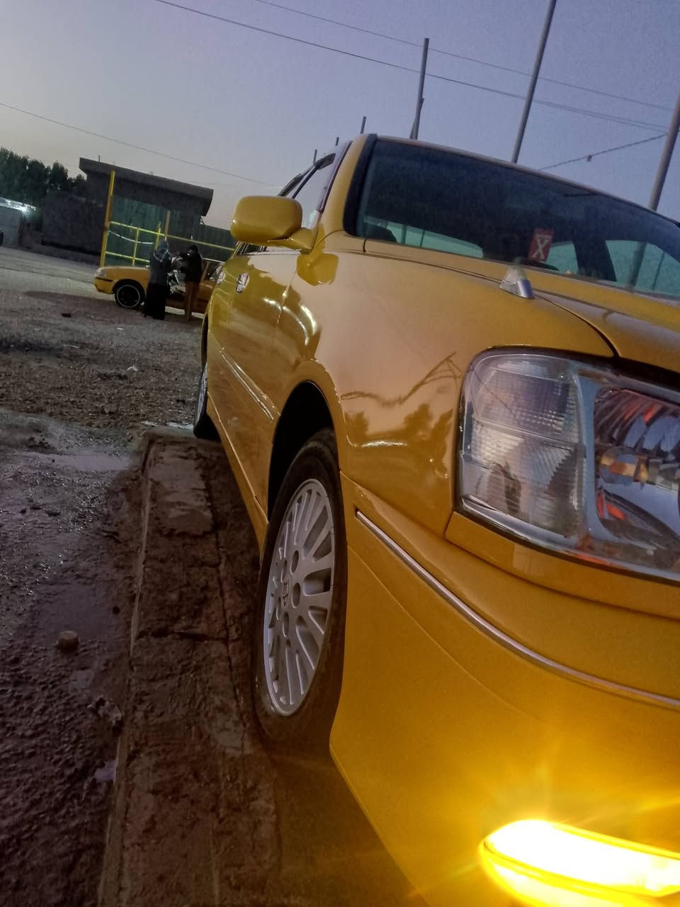 السلام عليكم سياره للبيع ملكه كفاله عامه من الكص من الضربه مكينه ميه بل ميه حداديه 85 بل ميه تايرات 85بل ميه تبريد ثلج شاصي.سياره قرار الجديد 102     71 سياره رقم صدامي السعر 60وبيه مجال رقم الهاتف ***********
