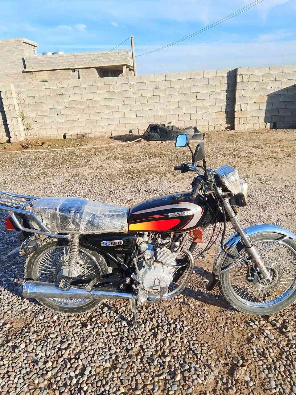 السلام عليكم للبيع موطور سافين موديل 18 كلو شرط منفيس 450 بي مجال مكلف بالنشر الاستفسار على الرقم ***********
