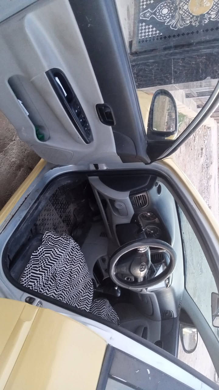 السلام عليكم من رخصت مدير الكروب اكسنت للبيع موديل 9 خليجي بدون ضرر أو تبديل بيه فقط طخه بل دوسه شبر صبغه وحده بدون معجون محرك 1600 كير تبريد تتفئه صدر باتري كله مكفول سياره فول اوتوماتيك رقم ديالئ الجديد بسمي هزه جديده سنويه 29 مصفره هيه أو غرامات مكاني بغداد
السعر 82 وبيه مجال
***********.         ***********
