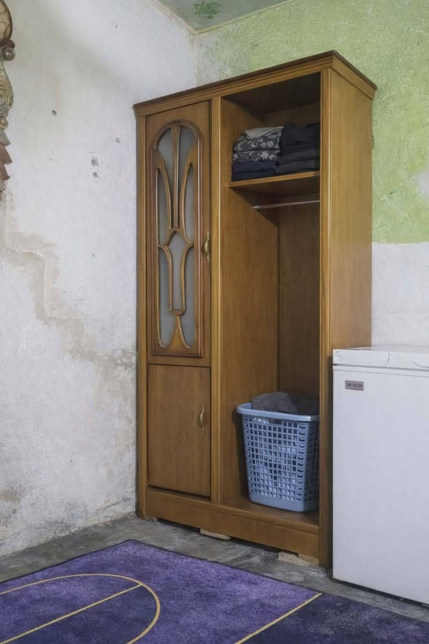 السلام عليكم
غرفه اخشاب تفصال عراقي صاج
٤ قطع
كنتور ٥ أبواب
ميز تواليت
زاويه
جربايه
مستعجل على بيعتها
للتواصل ***********
او علق واني اراسلك
