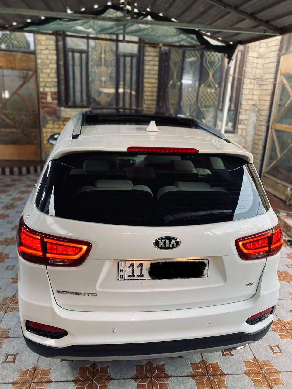 سلام عليكم
سورنتو 2020 كفاله كفاله كفاله 
فول موصفات  مكفوله كفاله عامه من البارد والصبغ والفتح والتبديل 

رقم بغداد الدولي بأسمي 

الموصفات
بنراما ٣ طبكات حساس تحذير عند الاقتراب امامي وخلفي 
 اصندوق كهربائي 6 سلندر 3500 3 قطع تبريد 7 راكب ليد امامي ليد خلفي كامري خلفيه شاشه كيبره حساس خلفي حساس امامي التحكم بمستوى الإضاءة لايتات زينون بصمه تشغيل بصمات أبواب الكشنات الاماميه كهربائي يدات ترحيب يدات نيكل ويل كروم مري جانبيه شفط اشاير ترحيب فتح المري عند الاقتراب بردات خلفيه
تبريد قطعتين  وباقي مواصفات معروفه 

ما عجبك السعر ان شاءالله تحصل احسن منها وربي يوفقك 

مكاني بابل السعر264
الاستفسار على الرقم ***********
