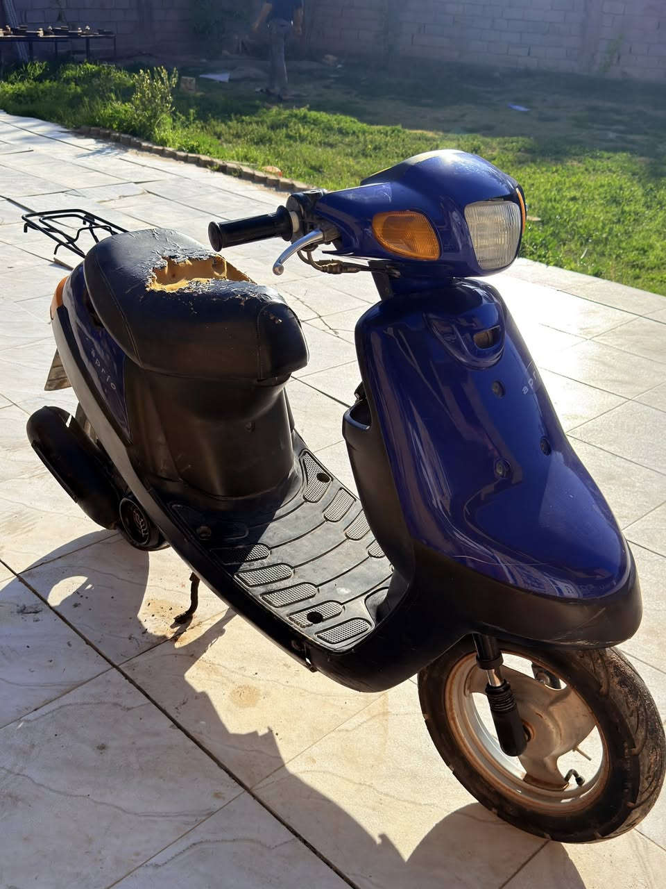 السلام عليكم ورحمة الله وبركاته 

 للبيع دراجة بطة مفتوحة مرة وحدة كلشي شغال بيها سلف هندر اشاير لايت بيها نقوصات بسيطه كلش 
السعر 300 الف وبيها مجال بسيط كلش

مكاني طويريج الجمعيه 

***********
