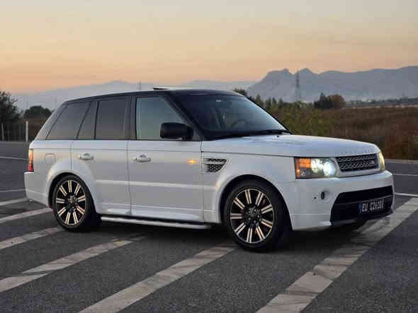 لەسەر واعدی درۆ دووبارە پۆستم کردەوە 
گۆڕینەوە ناکەم زەروری پارەم 
Range rover sport HSE

ڕانج ڕۆڤەر سپۆرت 
بێڕەقەمی دووبەی
ساغ 
مۆدیل ٢٠١٠
کامل بۆیاخ بۆ جوانی لەدووبەی کراوە بەڕەش دواتر کراوەتەوە ڕەنگی بیلاد
٨ بستۆنی  سۆپەر 
190,000km ڕۆشتوە
ناو ڕەش

مواسەفات ئۆتۆ بای گراف
١ -کوشن کارەبای و هەوا
٢-تەحدید سورعە
٣- لایت  ئەجوڵێت لەکاتی بەرز و نزمی دەبڵ
٤ -مۆدی لێ خوڕین
( سنۆو ، دیسێرت، ڕۆک، هیڵ، نۆڕماڵ ، رەیسینگ)
٥ -مۆدی گێر
(سپۆرت، کۆمفۆرت،مانوێل ،های ،لۆو)
٦ -دەبڵە چووپەکانی
( هایست، نۆڕماڵ،لۆیست، لۆک لۆیست)
٧- برێک دوگمە
٨- تراکشن
٩- پارکینگ سێنسۆر
١٠-(هەرسێ ئاوێنەکانه دژە فولن واتە تیشکی زیان بەخش ئەگەڕێنەوە)
١١ -کوشن غەزن
١٢  - ٢ شاشە
١٣ -سڵاید
١٤ -سنوق شەفت
١٥ -کامێرا
١٦ - ١٥ سەماعە (هارمان کاردۆن)
گێر+مەکینە بەشەرت
دەبڵەکانی بەشەرت بەرز و نزم ئەکات مەزبووت 
سەیارەکە هەتا بڵێی نموونەیە لە جوانی و پاکی
چوار تایەی لۆکی لە ژێرە
پشت و پێش کەپس 
تەقە و ڕەقە بە شەرتی وەستا 
 کوشن و سەقف وەکو شەریکە ماوەتەوە 
کامل سێرڤسی گێر + مەکینە ڕۆنی کاستڕۆڵ لەشەریکەی ڕانج بۆی گۆڕدراوە  + سیوەیلی ئەکسل
تازە گۆڕاوە
٤ تایەی لۆکی لەژێرایە
هەر ٤ بانصەکانی تازە گۆڕدراوە
نموونەیە لە جوانی و لۆکی 
69گەلا و معاملەیەکی برایانە تکایە پارەی بڕاوە مەلێن 
بۆ زانیاری زیاتر تەلەفون بکە یان نامە بنێرە لەگەڵ ڕێزم
سەیدسادق 
***********
*********** شربازهير
