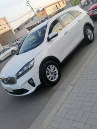 سورنتو 2020 للبيع وارد امريكي  سياره رقم بغداد باسمي ٦ سلندر والسياره ...