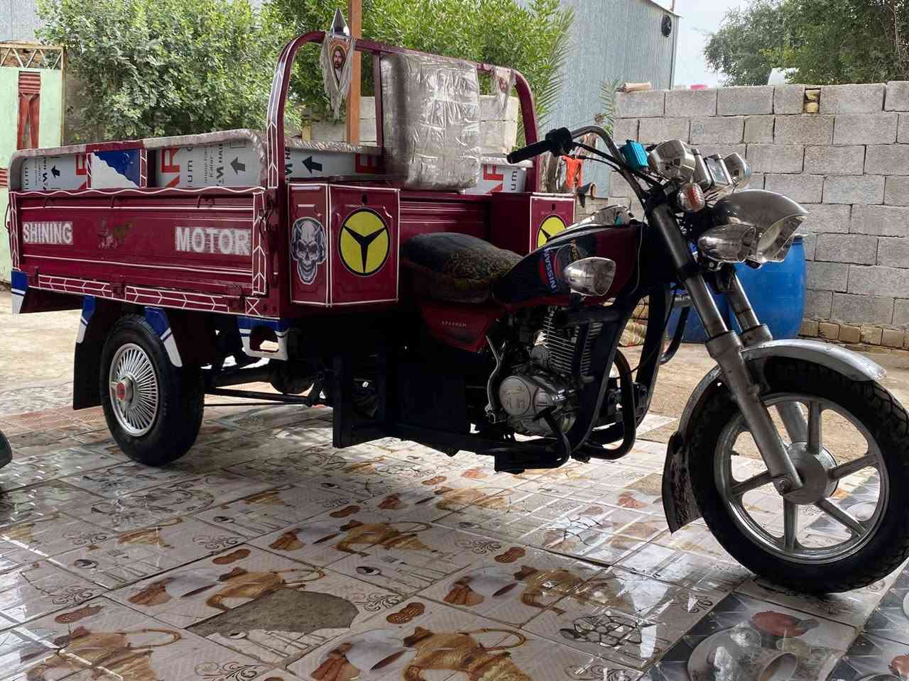 البيع موديل 18السعر1600وبيه مجال مكاني صدور المجر ***********
