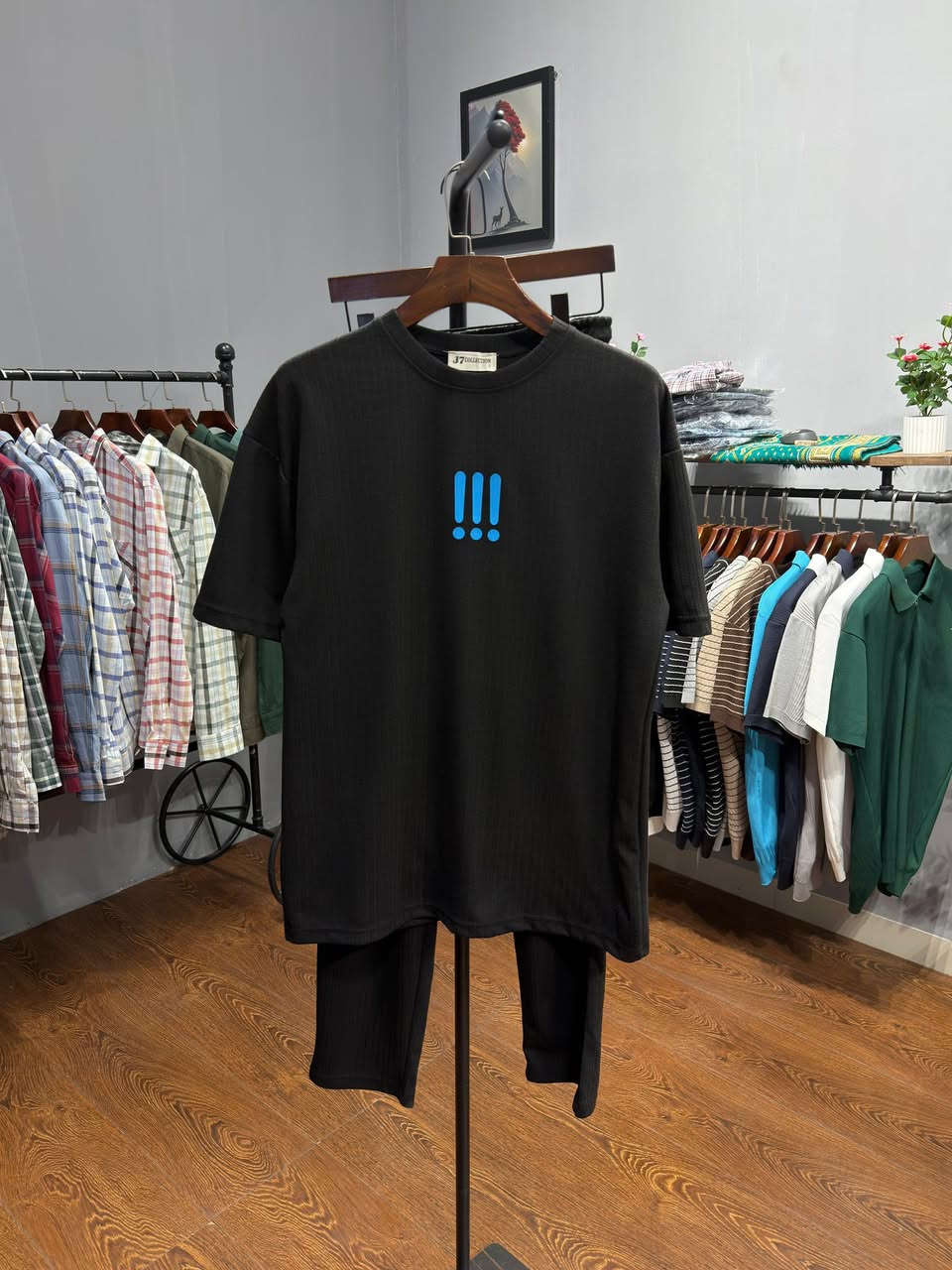 ارقى الخامات واحدث الموديلات 🥇
تراك تركي قالب نص اوفر سايز 😍
قياسات s m l xl xxl 
زورونا شهربان /السايدين (شارع دبي)-ازياء سكاي لاين 

متوفر توصيل 🚚 

#ازياء #ديالى #شهربان #جديد #موضة


**إذا كنت صاحب هذا الإعلان وتريد حذفه لأي سبب، رجاءا أرسل رسالة إلى الدعم الفني**