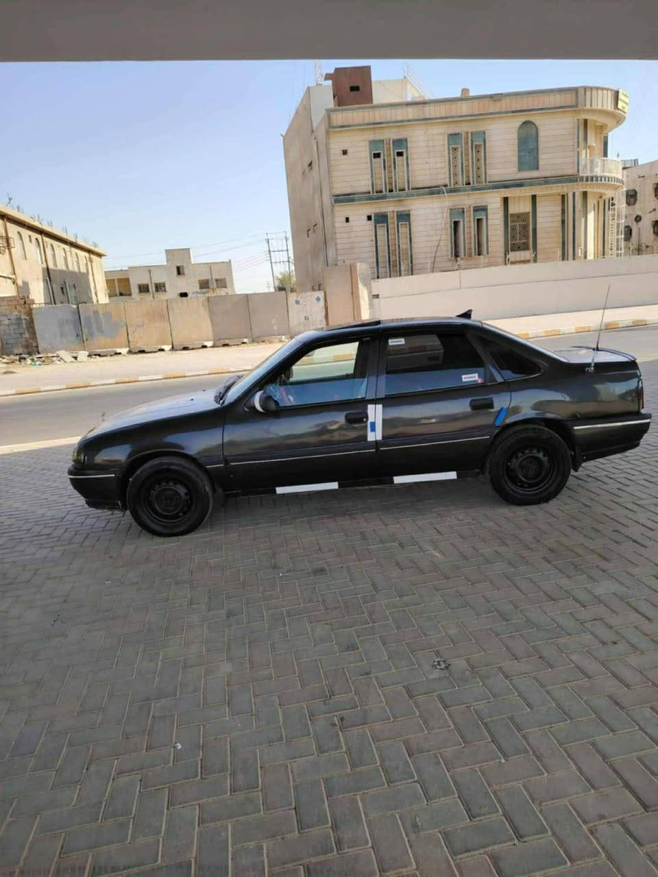 #السلام عليكم

للبيع سياره ابول فكترا حجم 20 
رقم كركوك  انگليزي تحويل مباشر
رقم ***********

